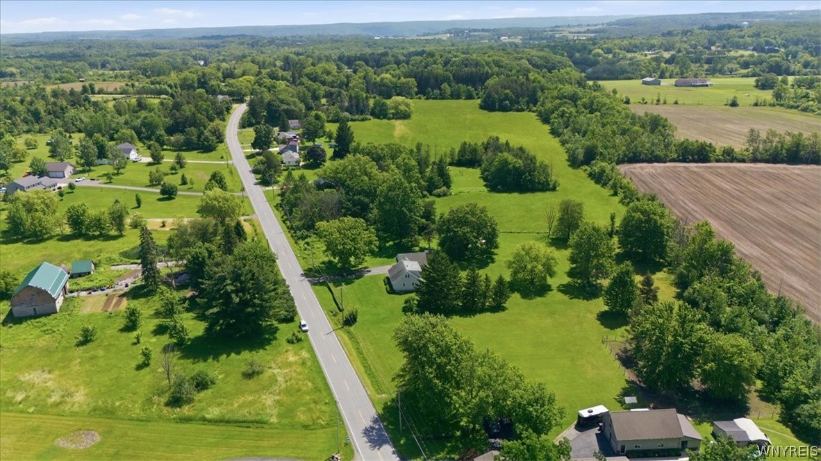 3643 Eckhardt Road Hamburg, NY 14075 - Photo 27 of 33