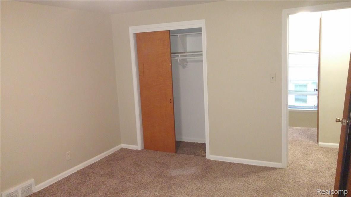 16773 Sunderland Road Detroit, MI 48219 - Photo 25 of 27 0720152035a.jpg