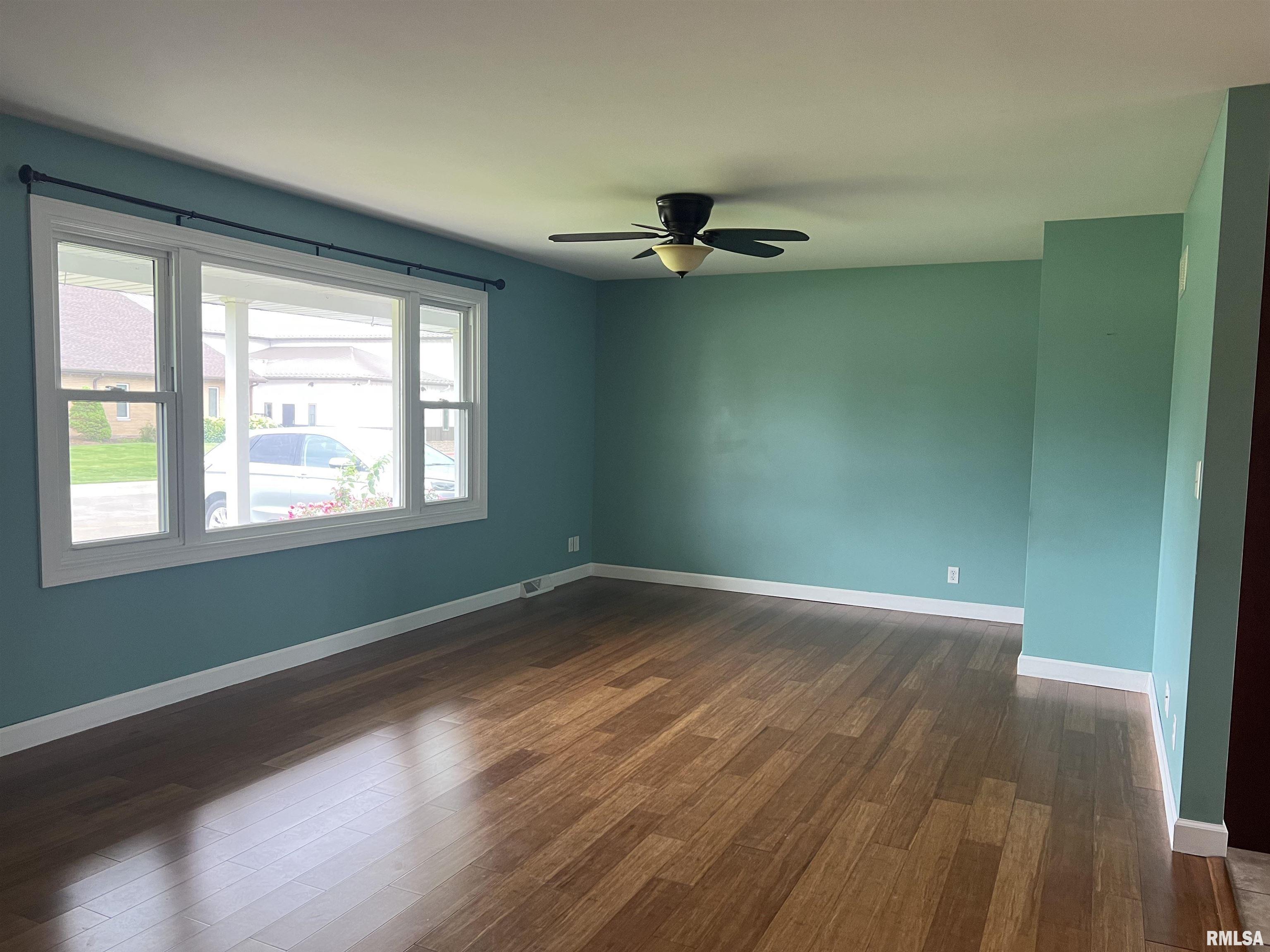1302 Maple Avenue Macomb, IL 61455 - Photo 13 of 43 Gallery Image 13