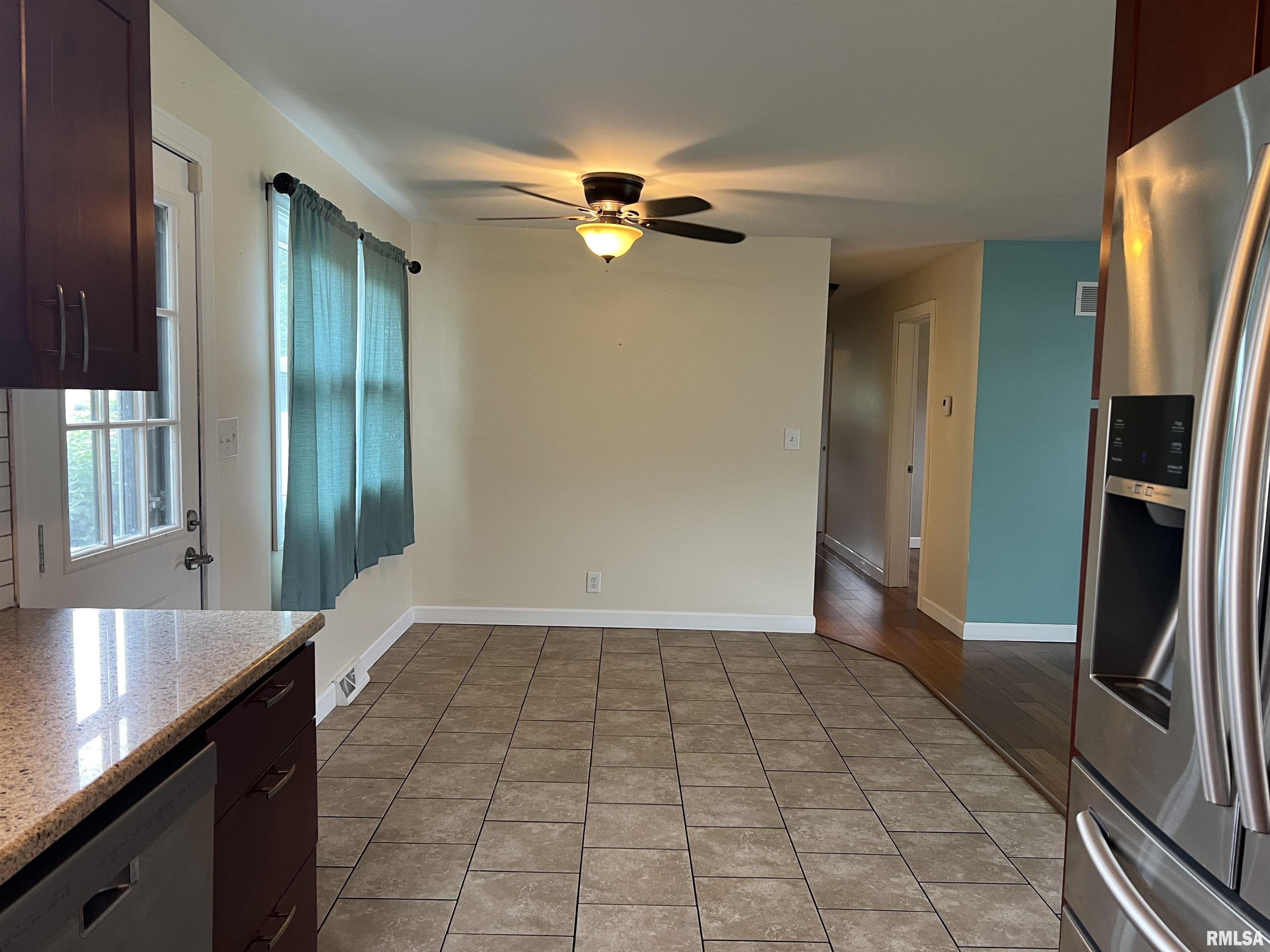 1302 Maple Avenue Macomb, IL 61455 - Photo 15 of 43 Gallery Image 15