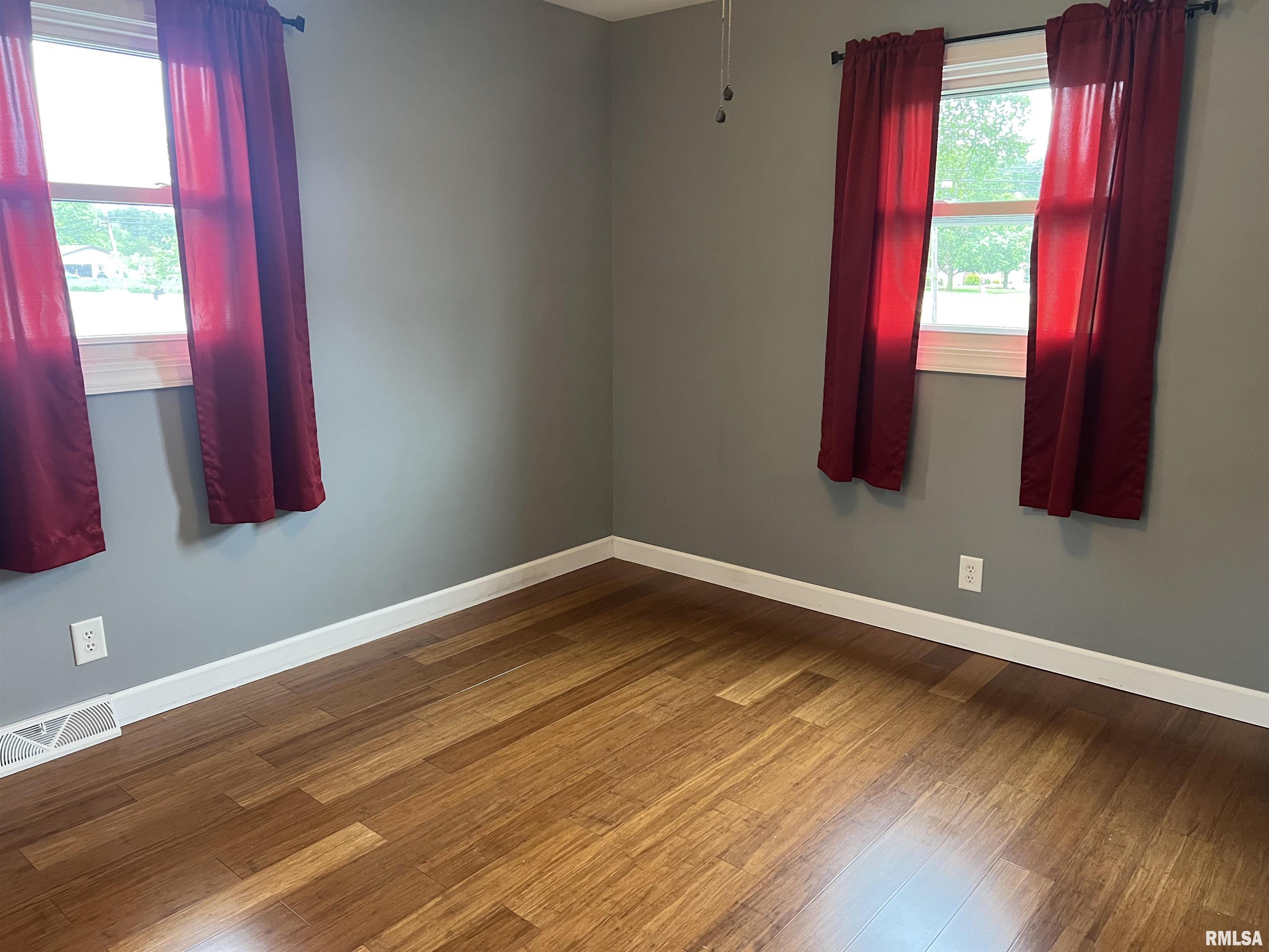 1302 Maple Avenue Macomb, IL 61455 - Photo 19 of 43 Gallery Image 19