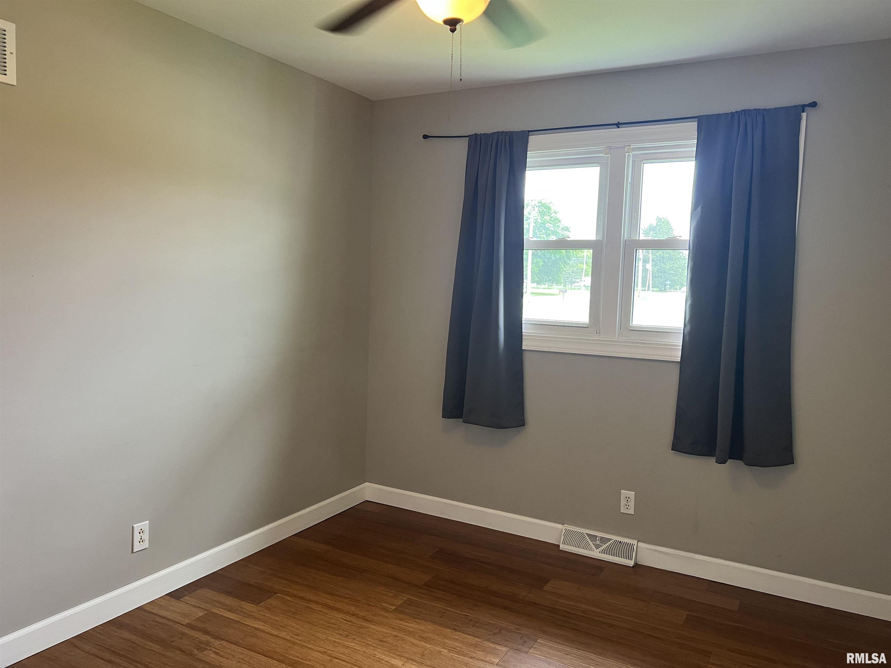 1302 Maple Avenue Macomb, IL 61455 - Photo 25 of 43 Gallery Image 25