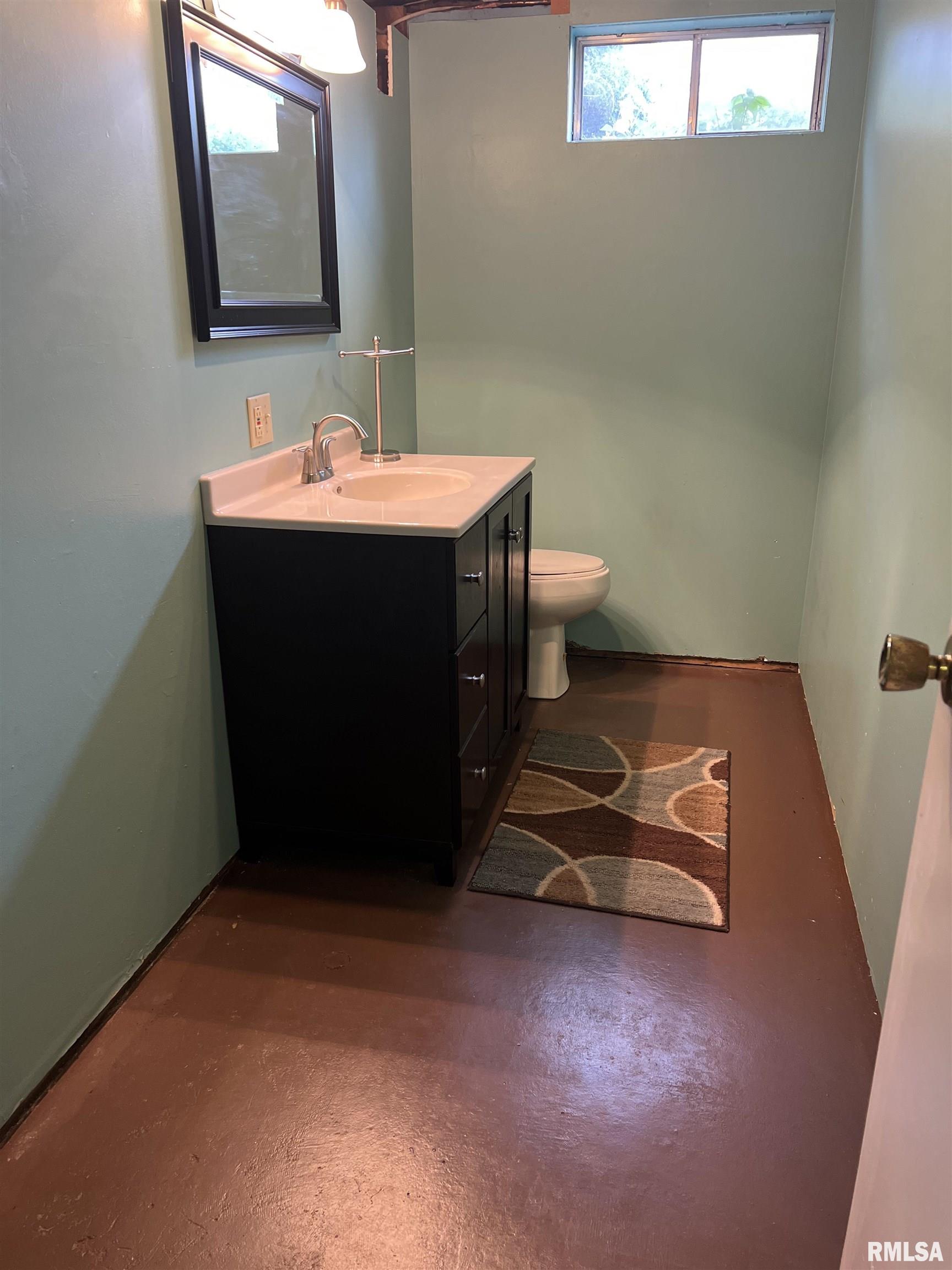 1302 Maple Avenue Macomb, IL 61455 - Photo 33 of 43 Gallery Image 33