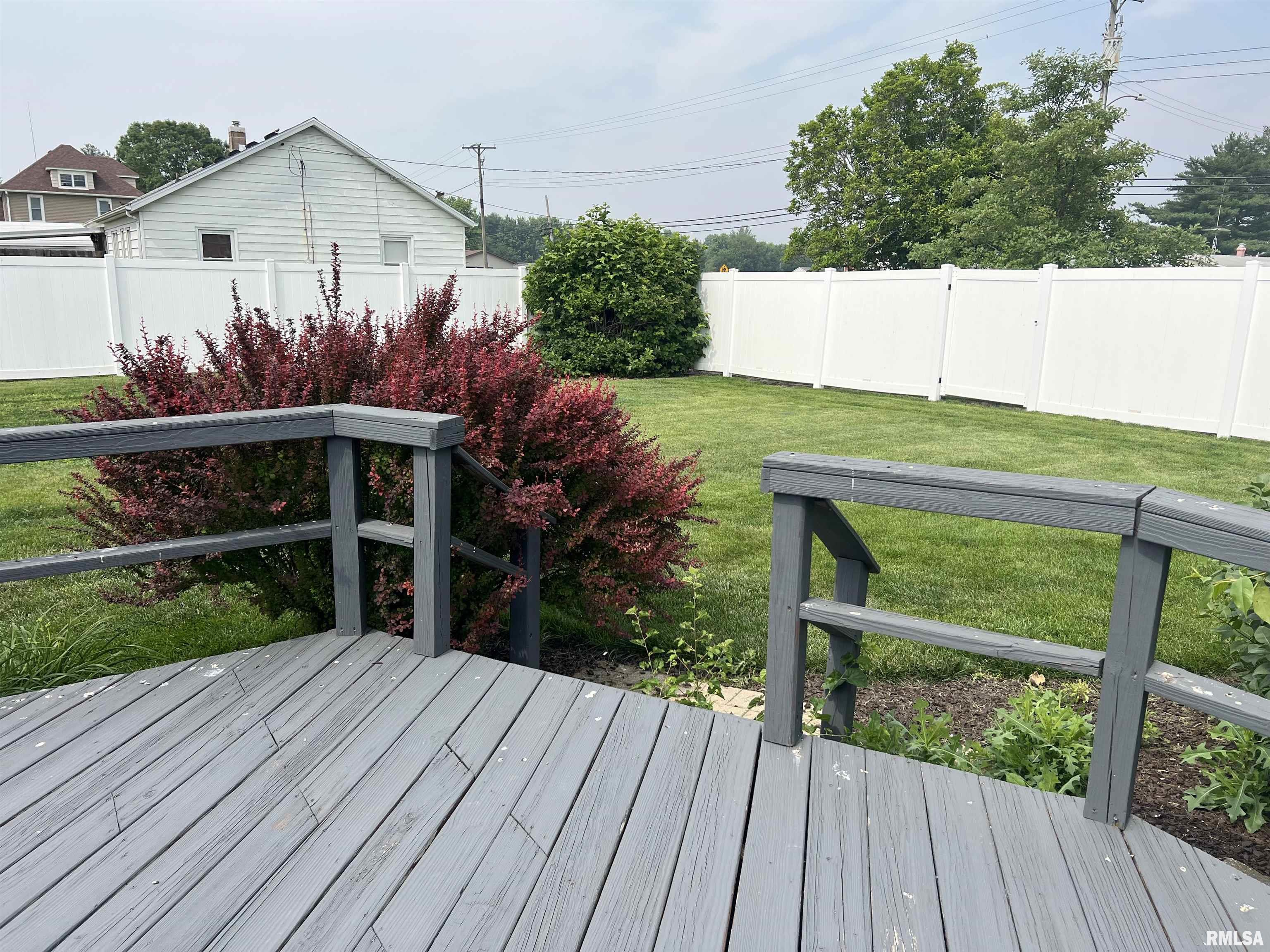 1302 Maple Avenue Macomb, IL 61455 - Photo 9 of 43 Gallery Image 9