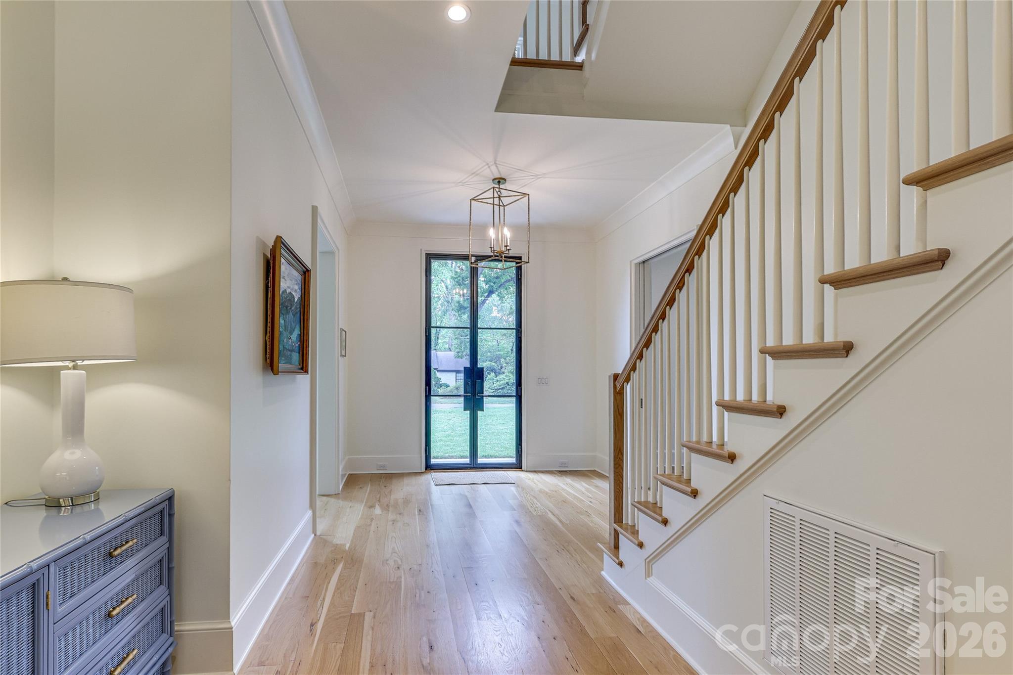 418 Ellsworth Road Charlotte, NC 28211 - Photo 3 of 44 Gallery Image 3