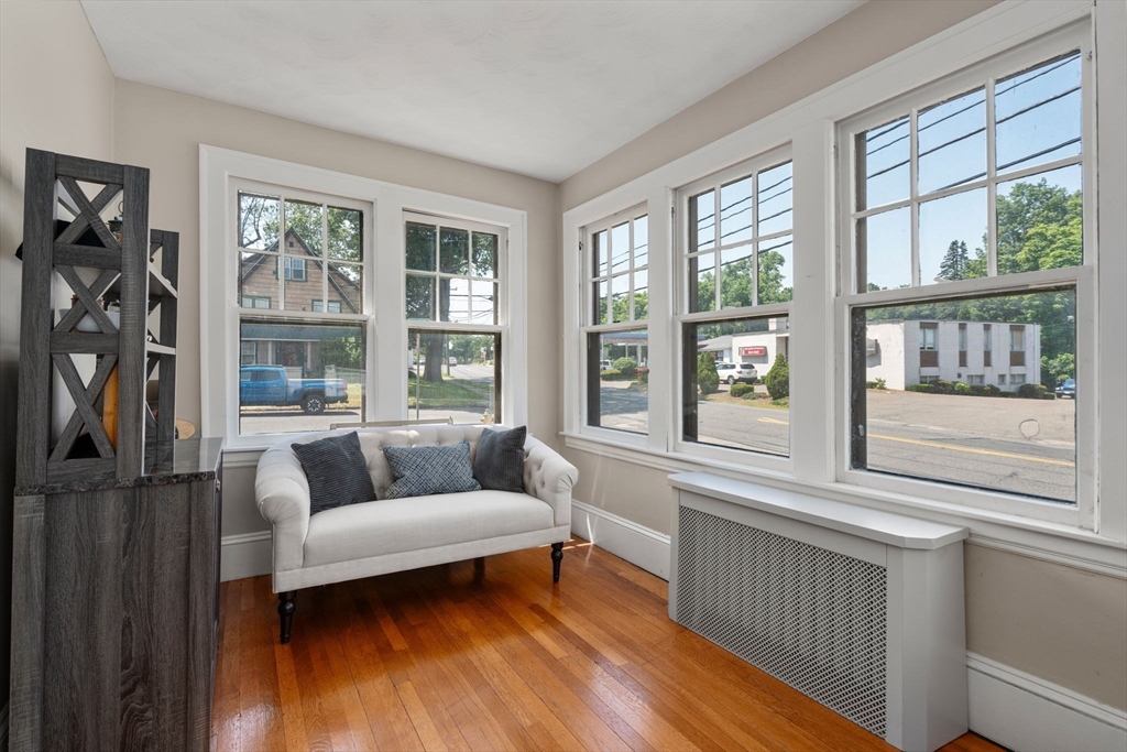 107 Perkins Street Springfield, MA 01118 - Photo 23 of 29