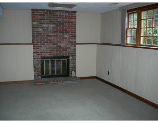 2 Higate Road Chelmsford, MA 01824 - Photo 13 of 15