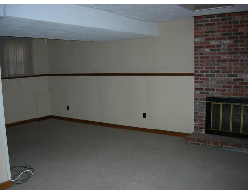 2 Higate Road Chelmsford, MA 01824 - Photo 14 of 15