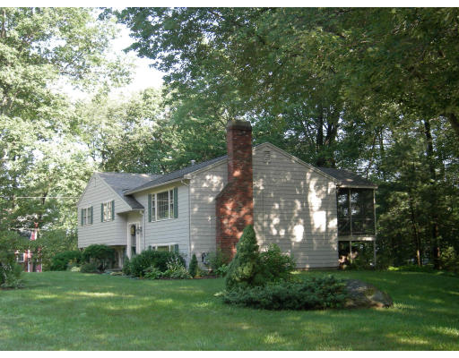 2 Higate Road Chelmsford, MA 01824 - Photo 3 of 15