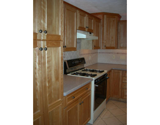 2 Higate Road Chelmsford, MA 01824 - Photo 8 of 15