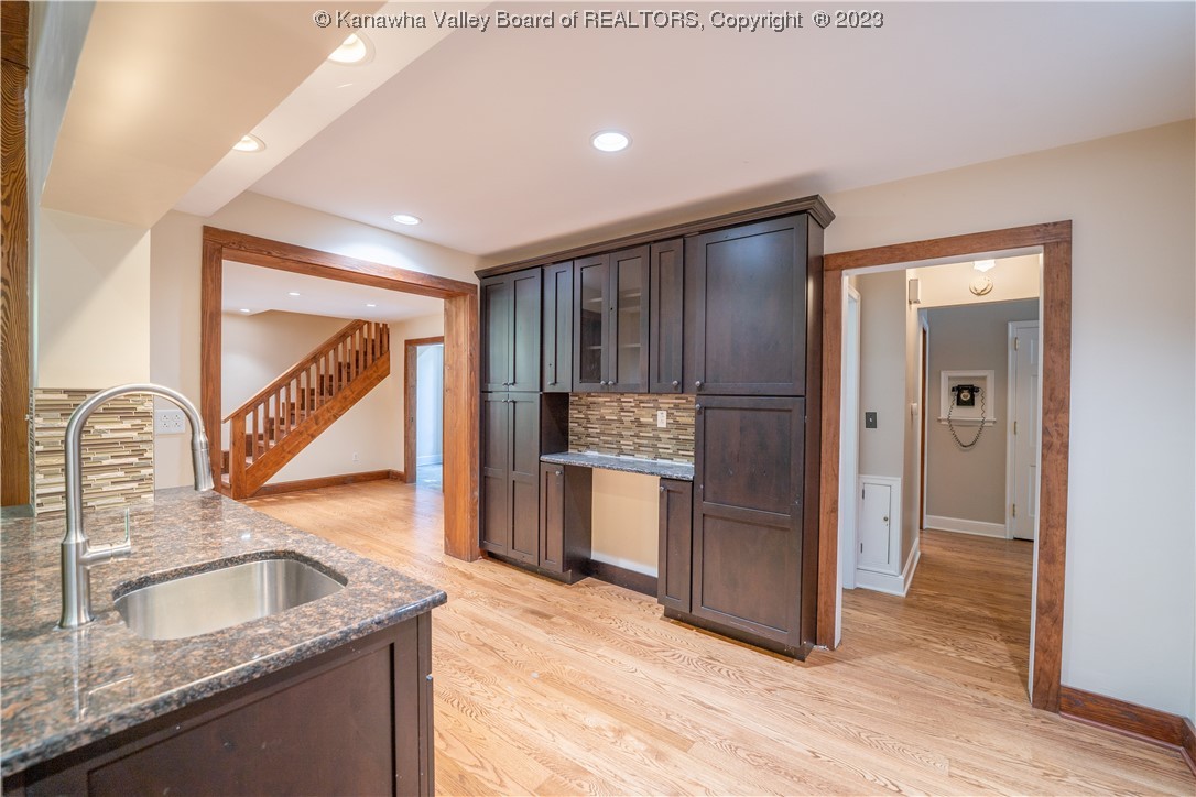 1328 Tudor Road Charleston, WV 25314 - Photo 12 of 36 Gallery Image 12