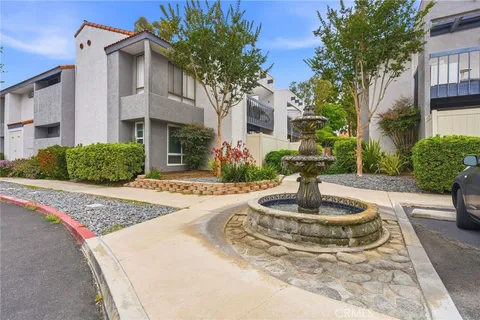 $799,000 | 215 Wichita Avenue, Unit 409, Huntington Beach, CA 92648