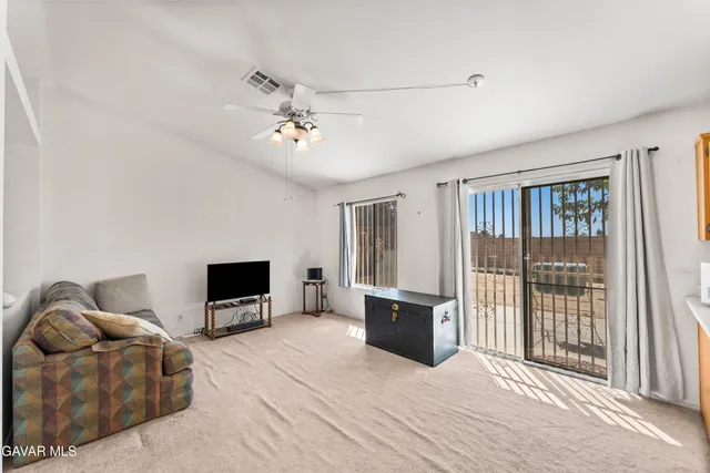 $379,990 | 1208 Oakwood Lane, Rosamond, CA 93560