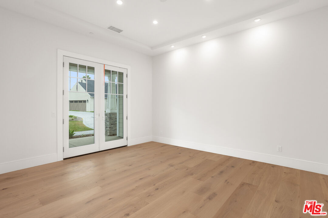 2527 Ivy Road Oceanside, CA 92054 - Photo 20 of 37