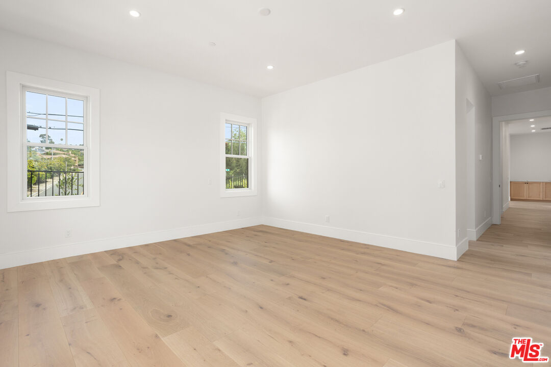 2527 Ivy Road Oceanside, CA 92054 - Photo 33 of 37