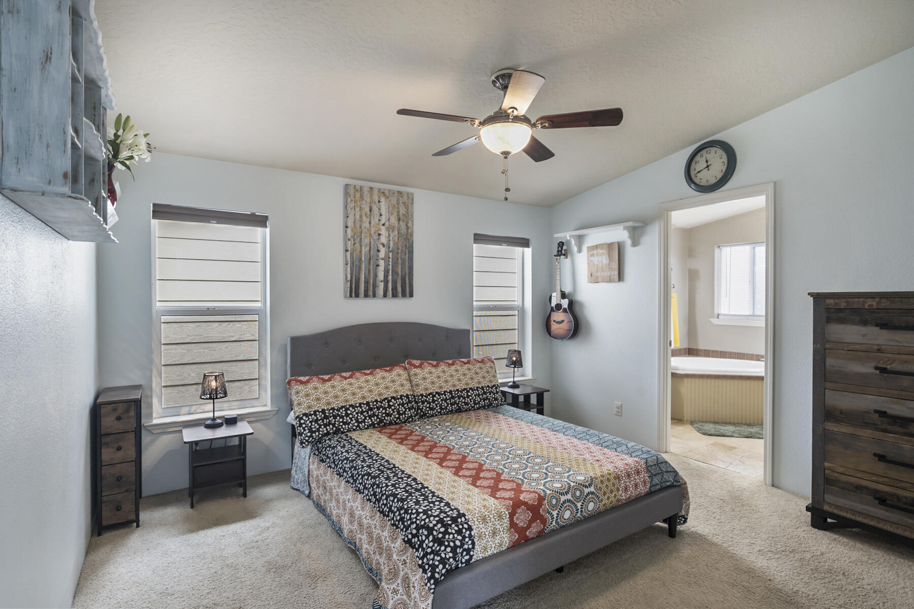 60668 Rocking Horse Court Bend, OR 97702 - Photo 15 of 35 19JH5_4506