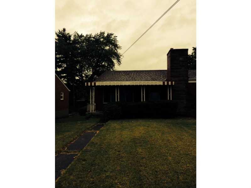 1518 Greentree Road Pittsburgh, PA 15220 - Photo 1 of 11 Exterior Front. Front view of the unit
