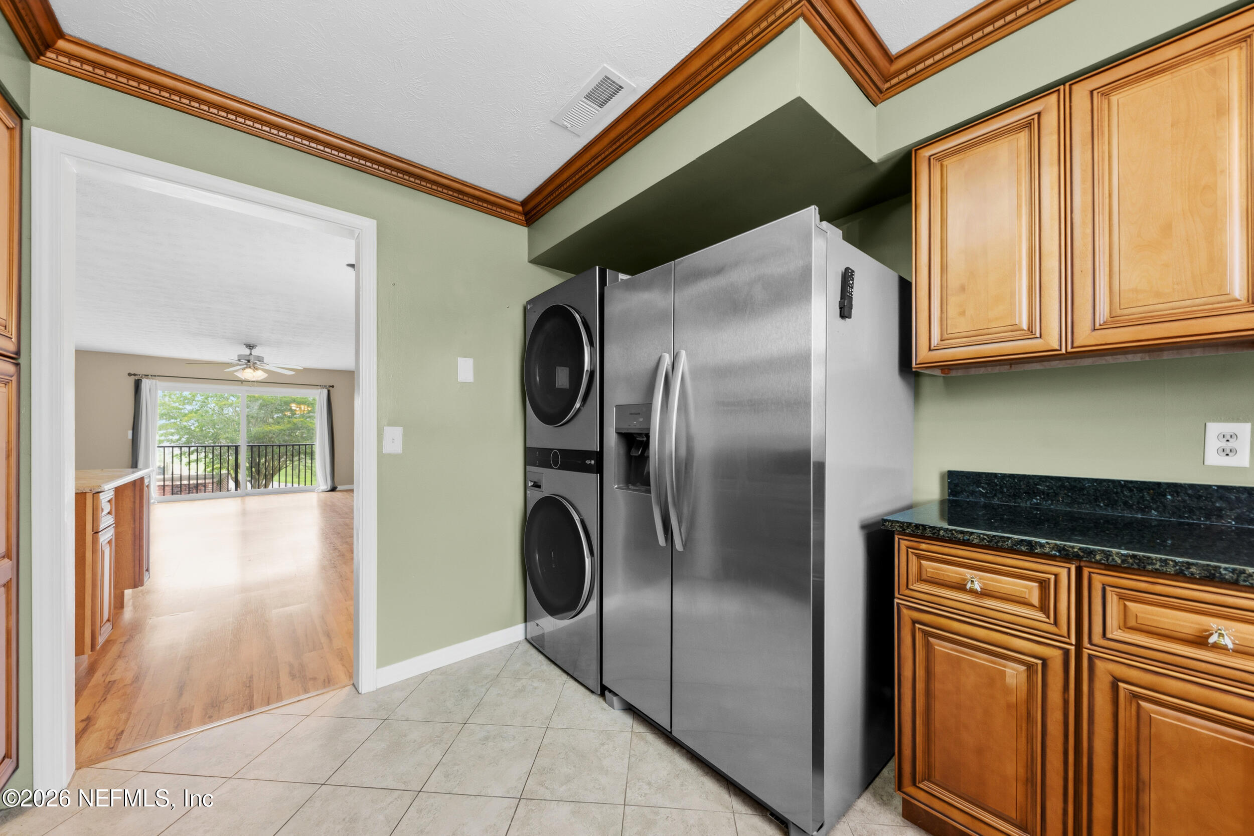 4915 Baymeadows Road, Unit 3C Jacksonville, FL 32217 - Photo 12 of 27 Kitchen