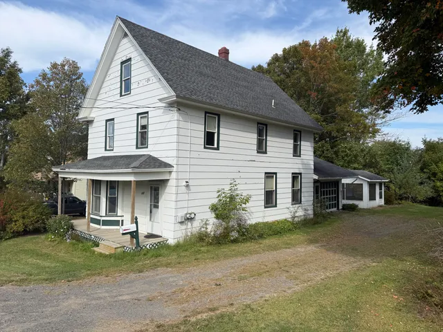 $129,900 | 162 Military Street, Houlton, ME 04730