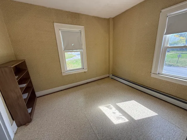 $129,900 | 162 Military Street, Houlton, ME 04730