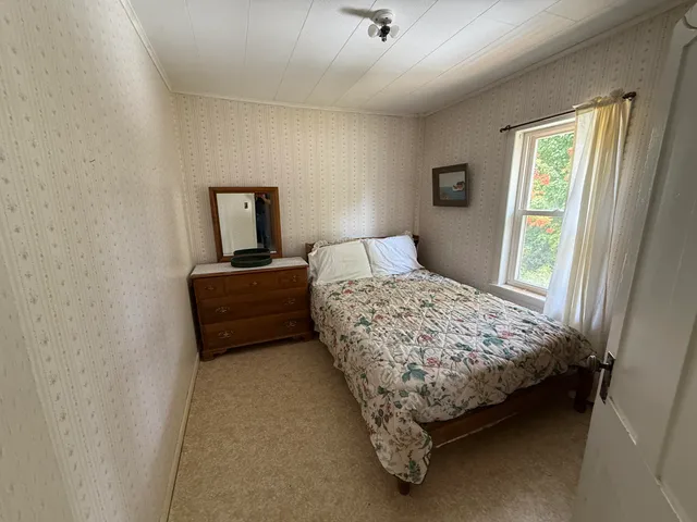 $129,900 | 162 Military Street, Houlton, ME 04730