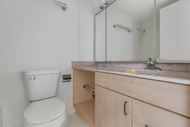 $165,000 | 3200 North Lake Shore Drive, Unit 1403, Chicago, IL 60657