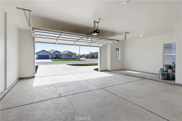 a view of a garage