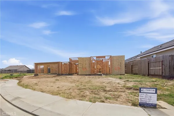 a view of a house with a big yard
