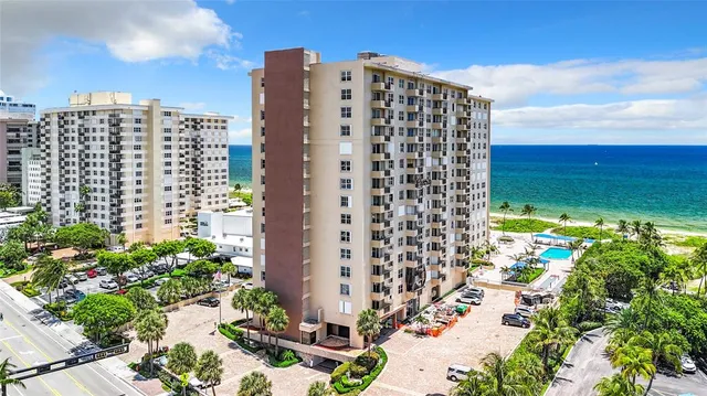 $520,000 | 2000 South Ocean Boulevard, Unit 3L, Lauderdale-by-the-Sea, FL 33062