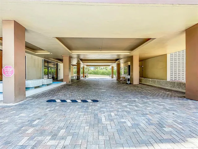 $520,000 | 2000 South Ocean Boulevard, Unit 3L, Lauderdale-by-the-Sea, FL 33062