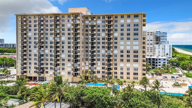 $520,000 | 2000 South Ocean Boulevard, Unit 3L, Lauderdale-by-the-Sea, FL 33062