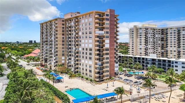 $520,000 | 2000 South Ocean Boulevard, Unit 3L, Lauderdale-by-the-Sea, FL 33062