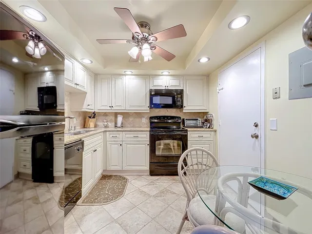 $520,000 | 2000 South Ocean Boulevard, Unit 3L, Lauderdale-by-the-Sea, FL 33062