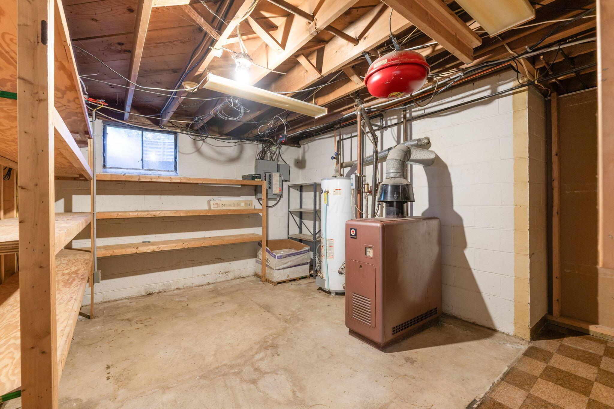1282 Lawndale Road Marion, OH 43302 - Photo 46 of 51 1282 Lawndale Rd (Interior)-35