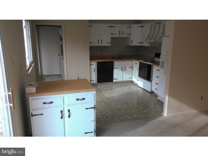 365 Jackson Road Atco, NJ 08004 - Photo 3 of 15