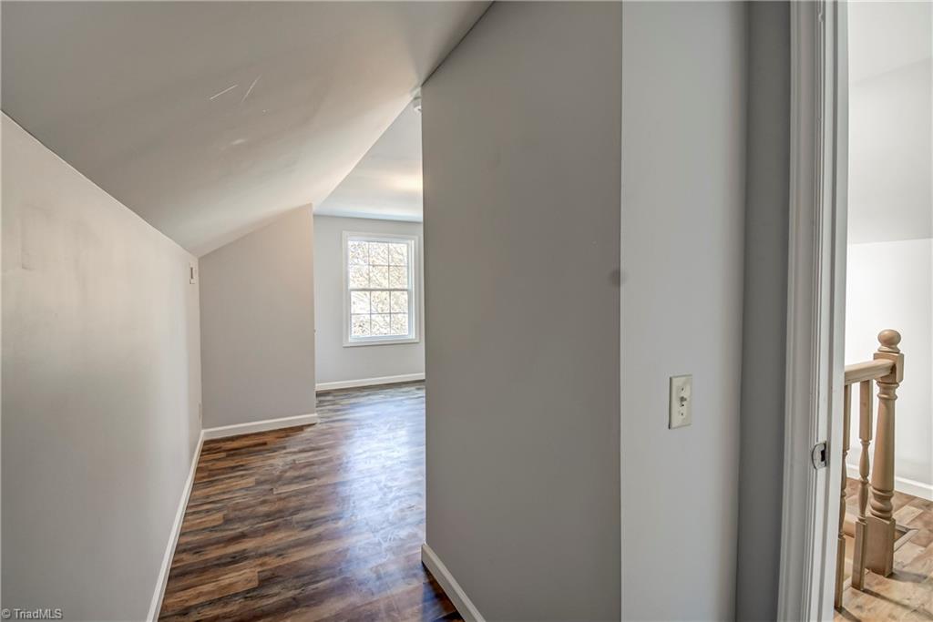 709 Providence Road Graham, NC 27253 - Photo 22 of 36 2nd Bonus Room