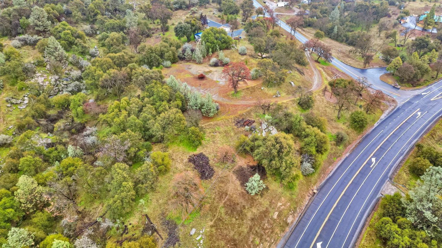 1 Veater Ranch Road Coarsegold, CA 93614 - Photo 4 of 8 Gallery Image 4
