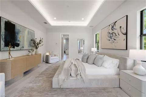 $2,875,000 | 4751 1st Avenue Southwest, Naples, FL 34119