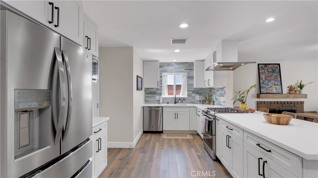 16281 Golden Gate Lane Huntington Beach, CA 92649 - Photo 8 of 22