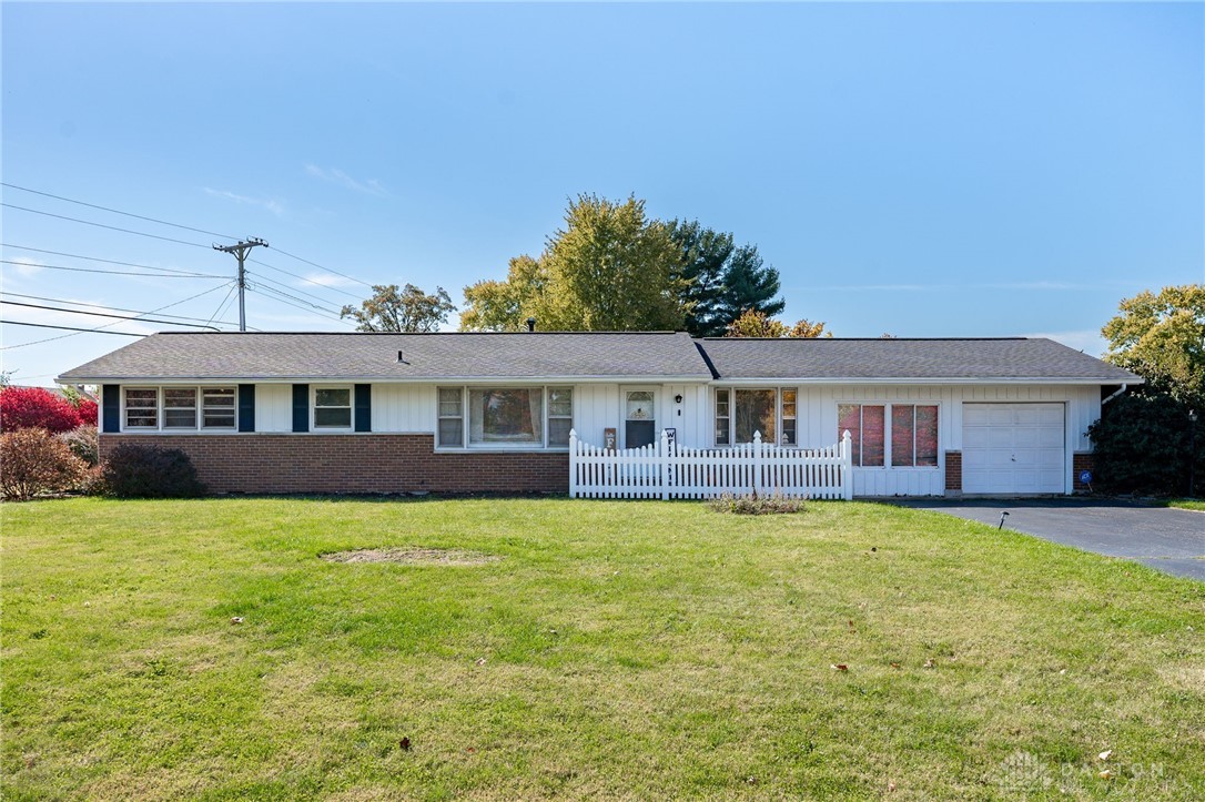 1001 Yellowstone Road Xenia, OH 45385 - Photo 2 of 41 Gallery Image 2