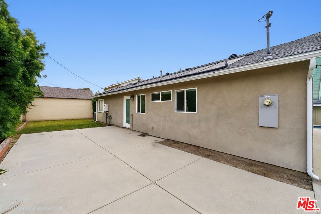12041 Weatherby Road Los Alamitos, CA 90720 - Photo 30 of 32