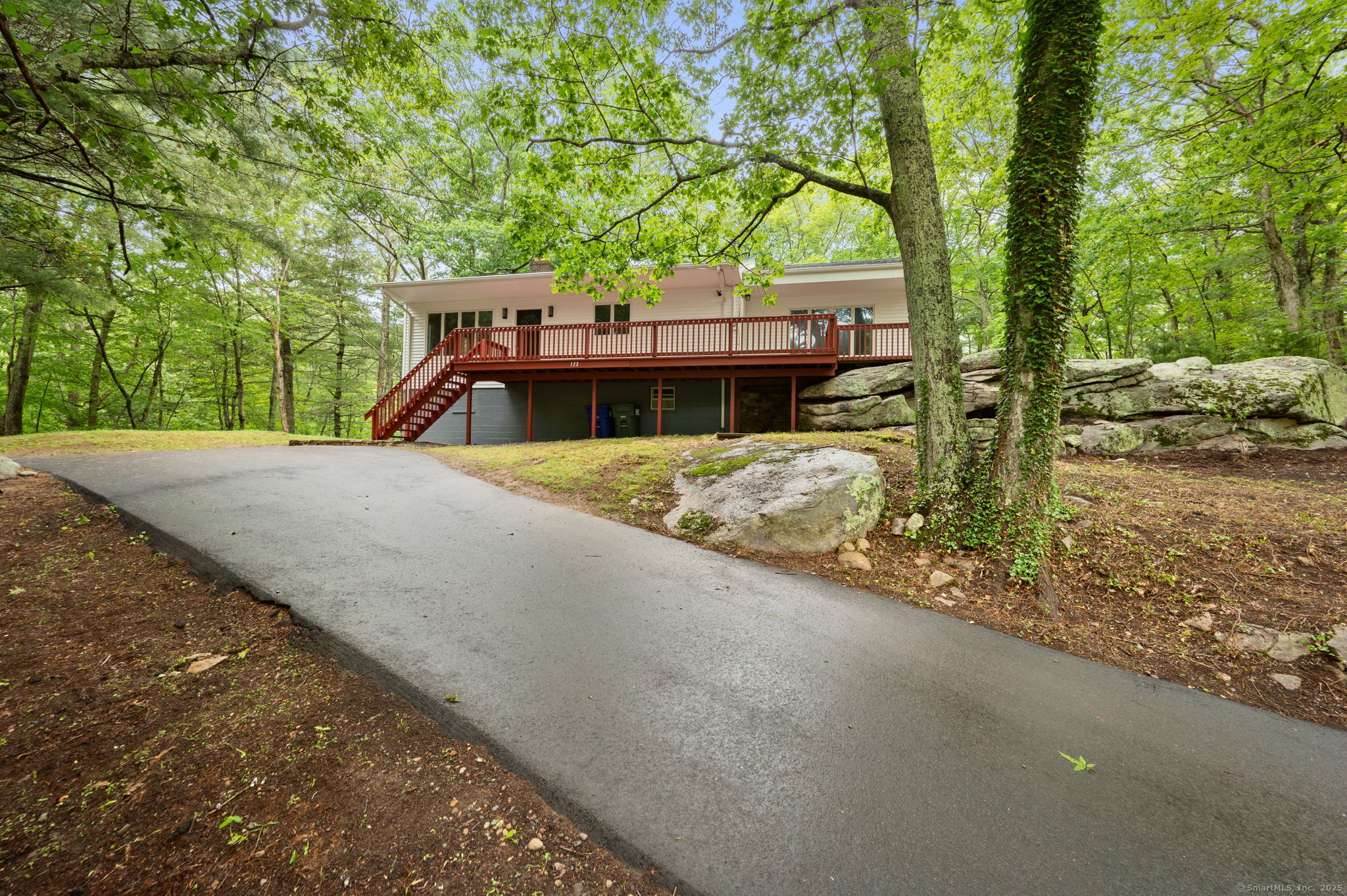 173 Lambtown Road Ledyard, CT 06339 - Photo 2 of 30