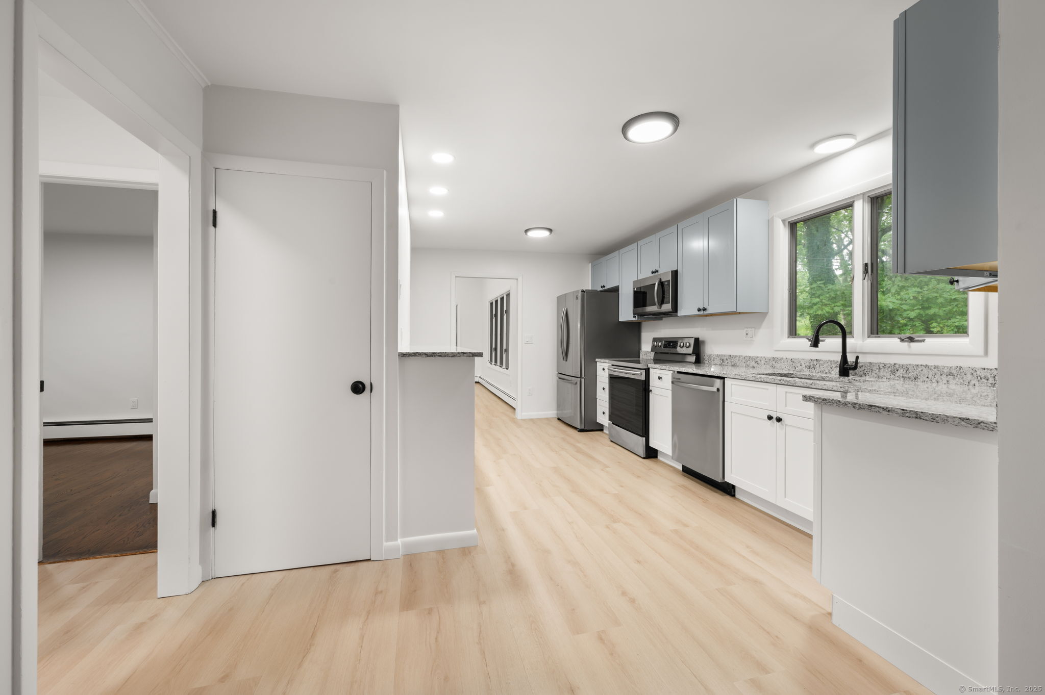 173 Lambtown Road Ledyard, CT 06339 - Photo 8 of 30