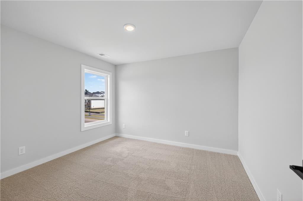 2600 Parkside Way Gainesville, GA 30507 - Photo 24 of 41 a view of an empty room with a window