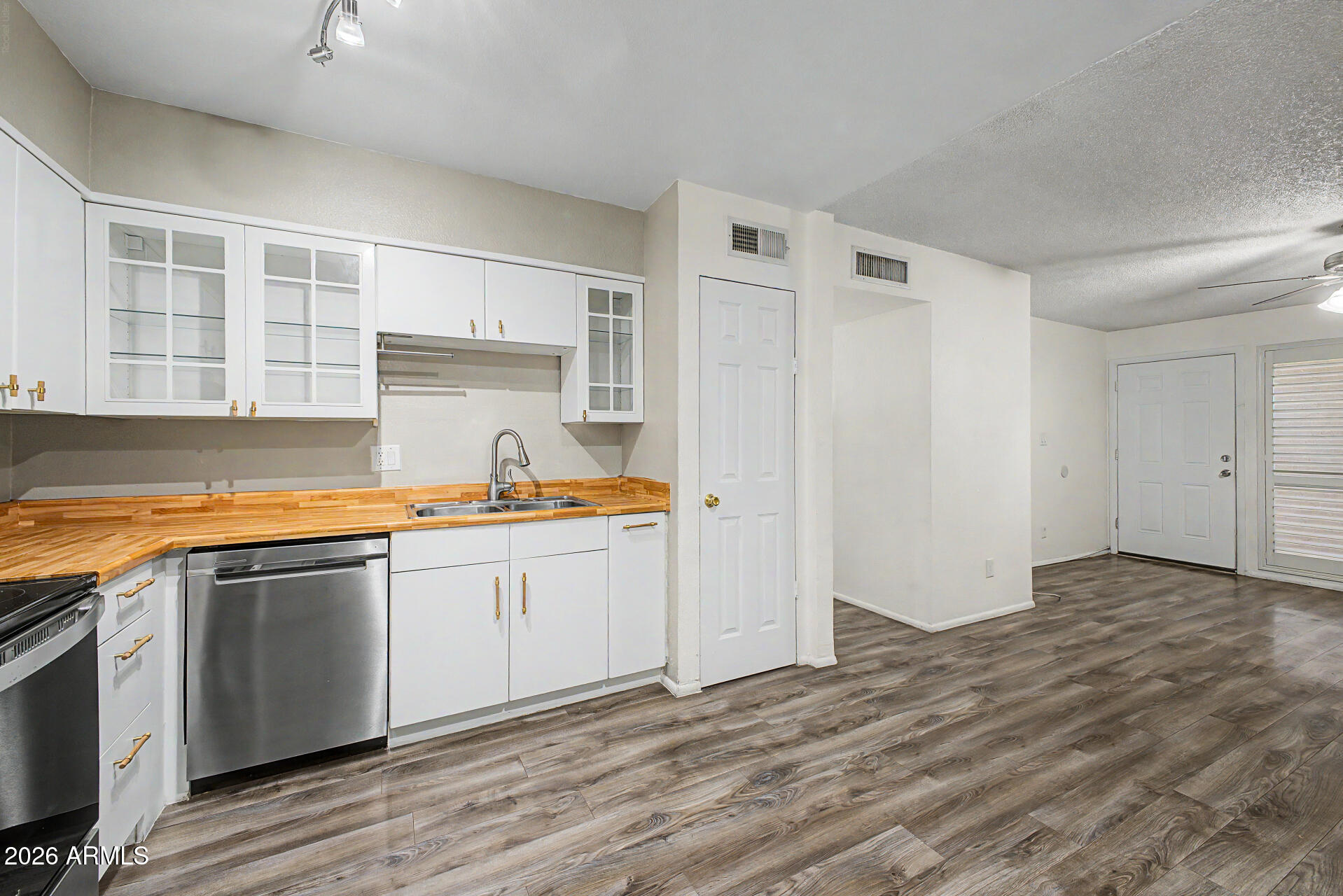 830 South Dobson Road, Unit 57 Mesa, AZ 85202 - Photo 10 of 26 10-Dobson