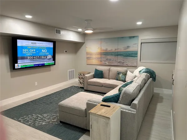 $16,950 | 745 Eldorado Avenue, Clearwater Beach, FL 33767