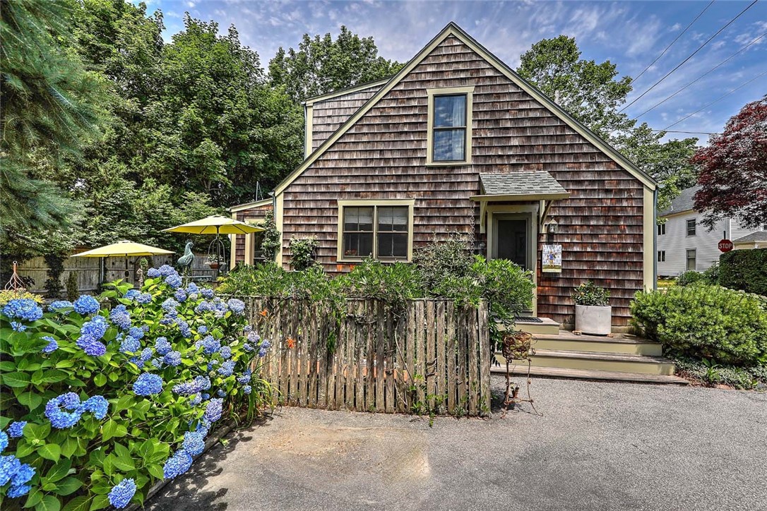 26 Bridge Street Warren, RI 02885 - Photo 34 of 42