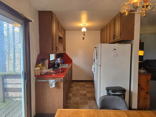 $389,900 | 18067 Meyers Drive, Spring Lake, MI 49456