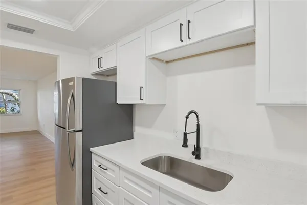 $1,800 | 5815 18th Street North, Unit 4, St. Petersburg, FL 33714