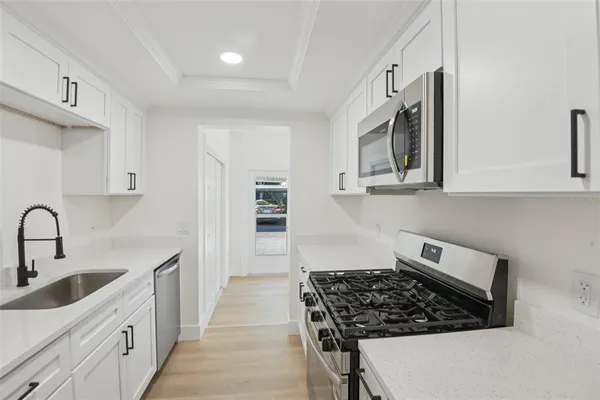$1,800 | 5815 18th Street North, Unit 4, St. Petersburg, FL 33714